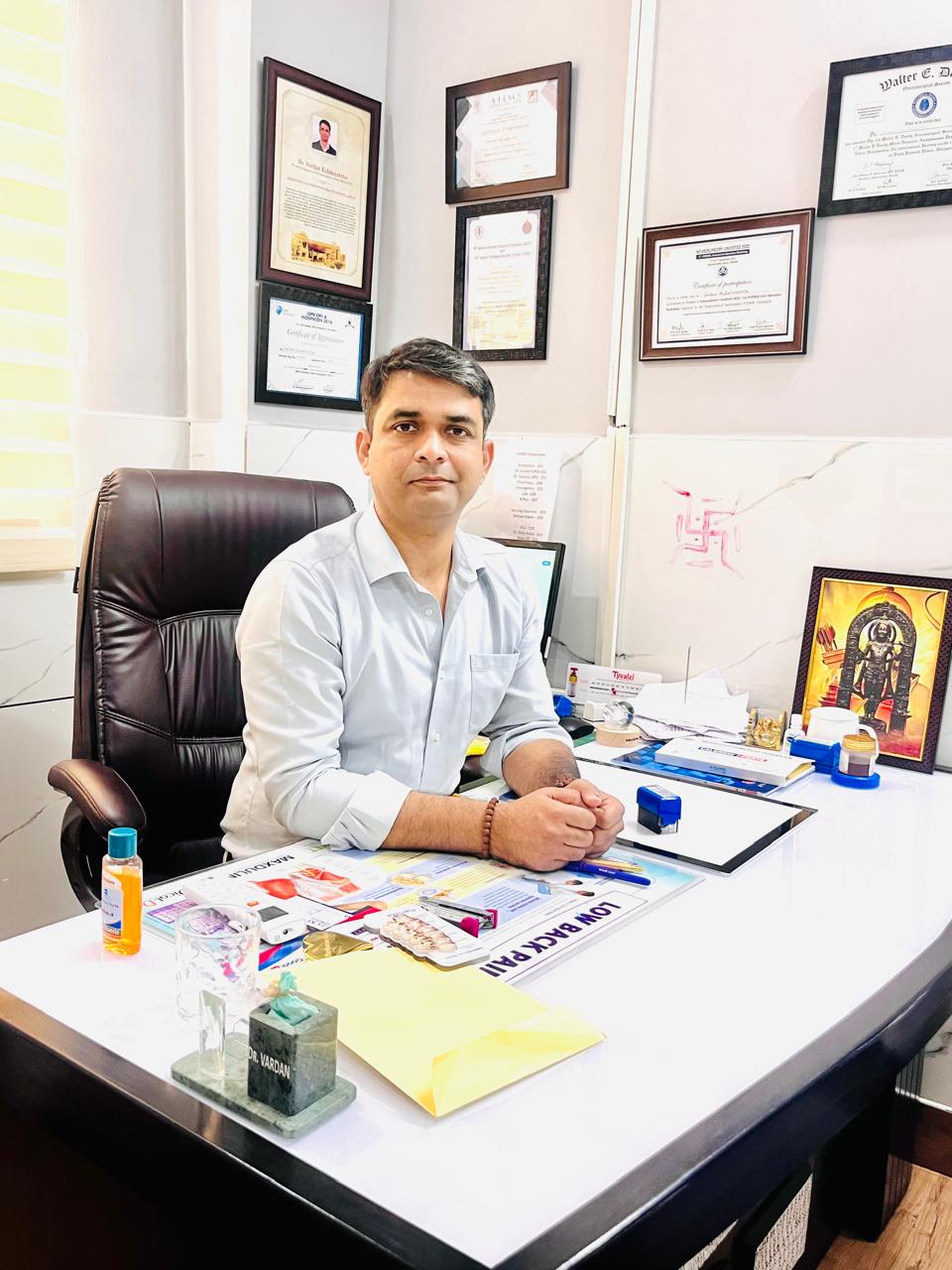 Dr. VARDAN KULSHRESHTHA